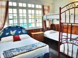 Berambih Lodge Kuching Esterno foto